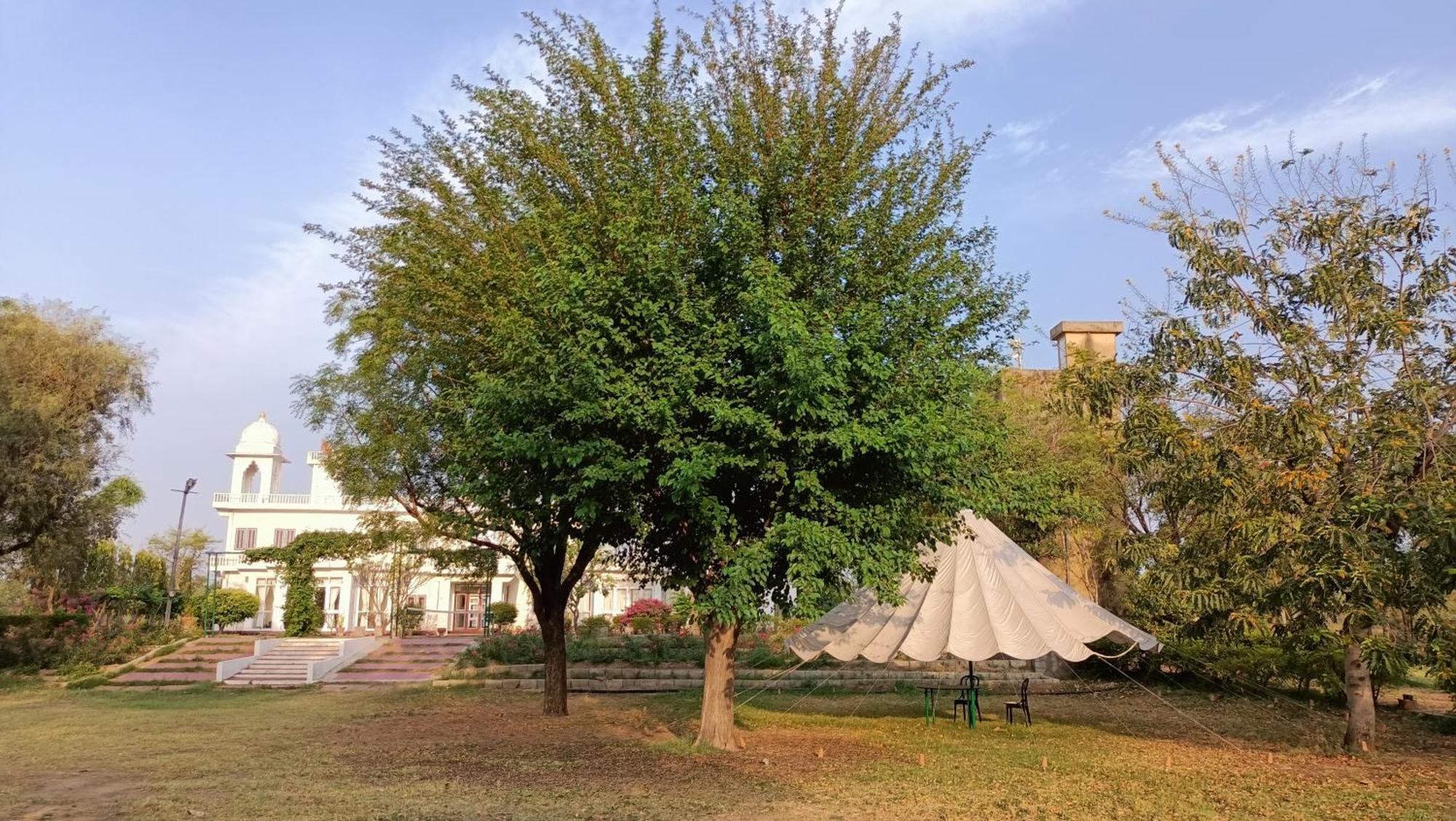 Hotel Savista Retreat Dźajpur Zewnętrze zdjęcie